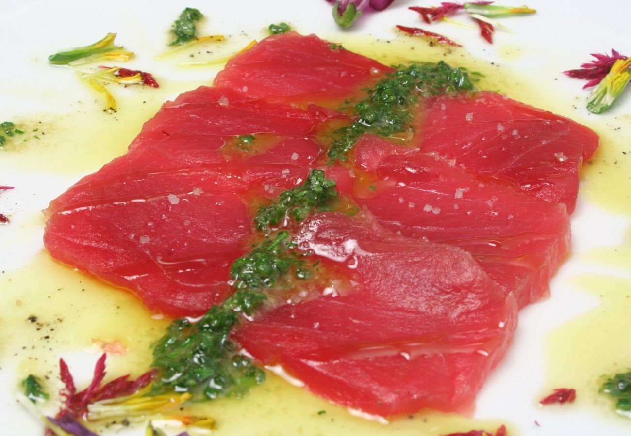 How to store sashimi grade seafood | BC Live Spot Prawns & Seafood